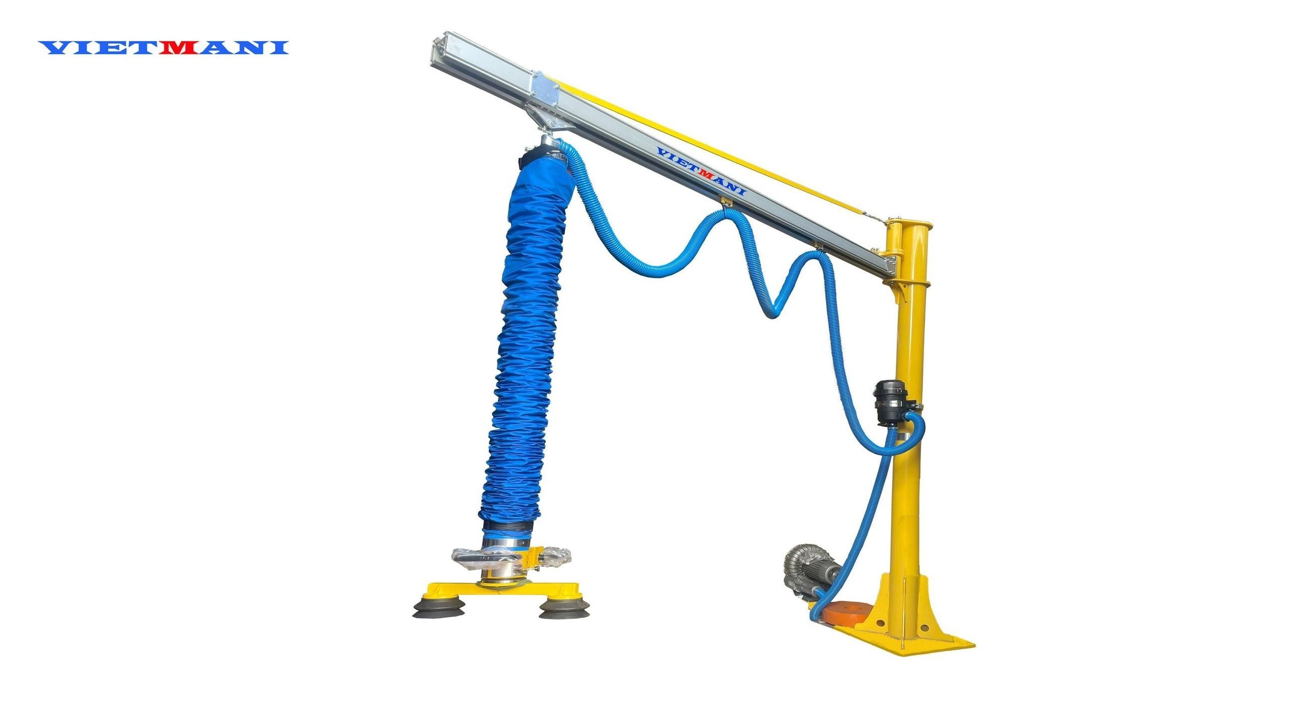 Blog The Significance of Assistive Lifting Devices in the Packaging and Rice Production Industries